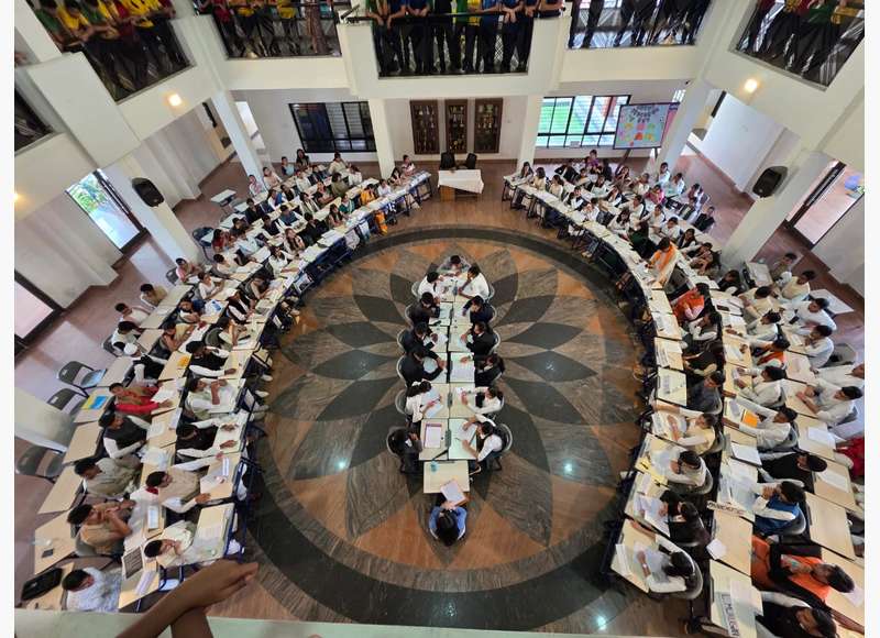 Confident Communicators!